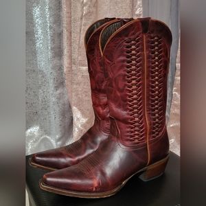 Women's Red Shaynne Leather Laced Snip Toe Cowgirl Mid-calf Boot